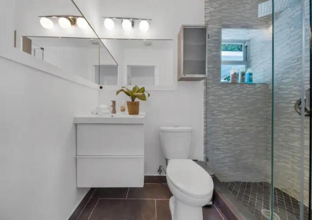 Villa With Pool Design District Miami Exterior photo
